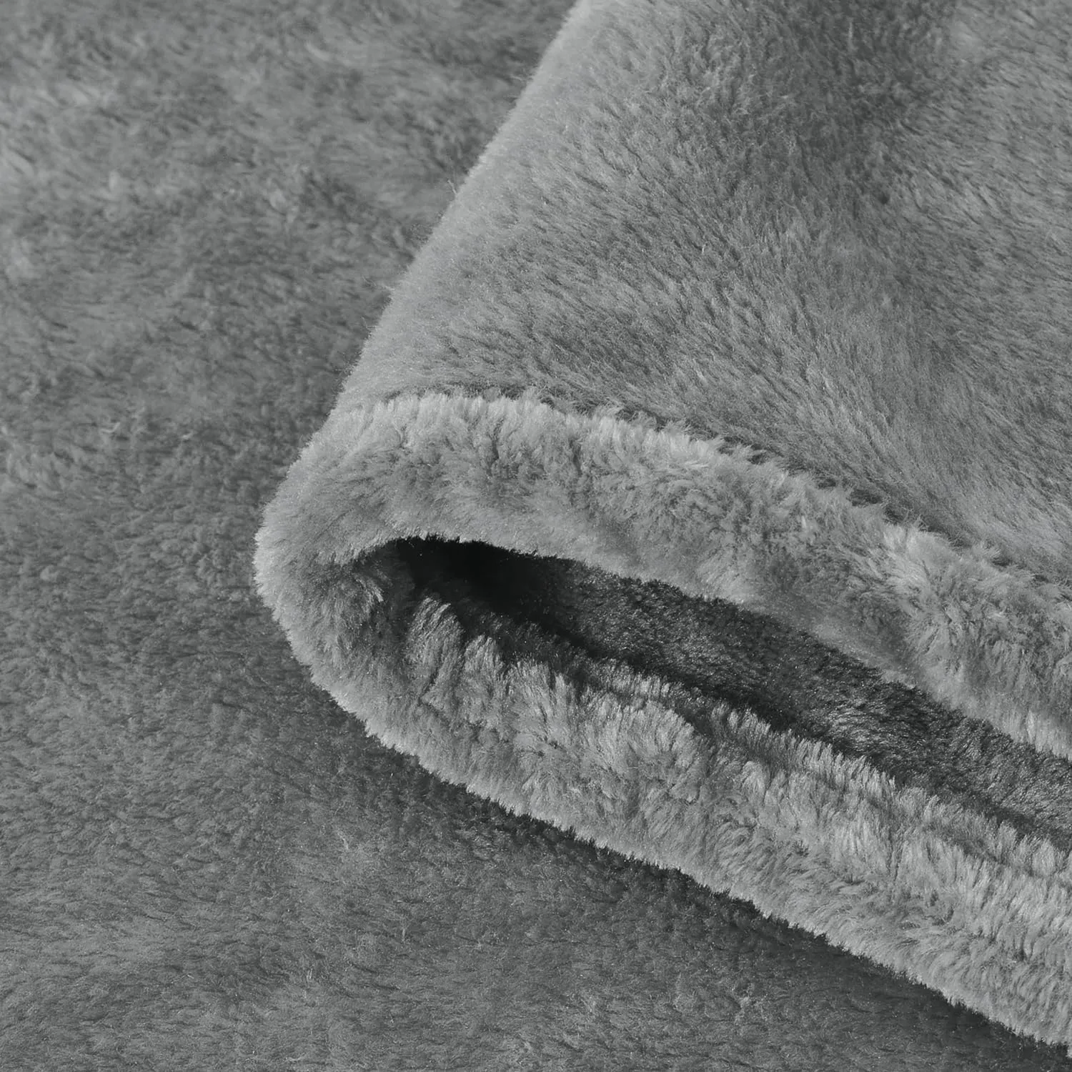 SOCHOW Flannel Fleece Throw Blanket, 340 GSM All Season Super Soft Cozy Blanket for Bed, Sofa or Couch, Grey, 50x70 inches